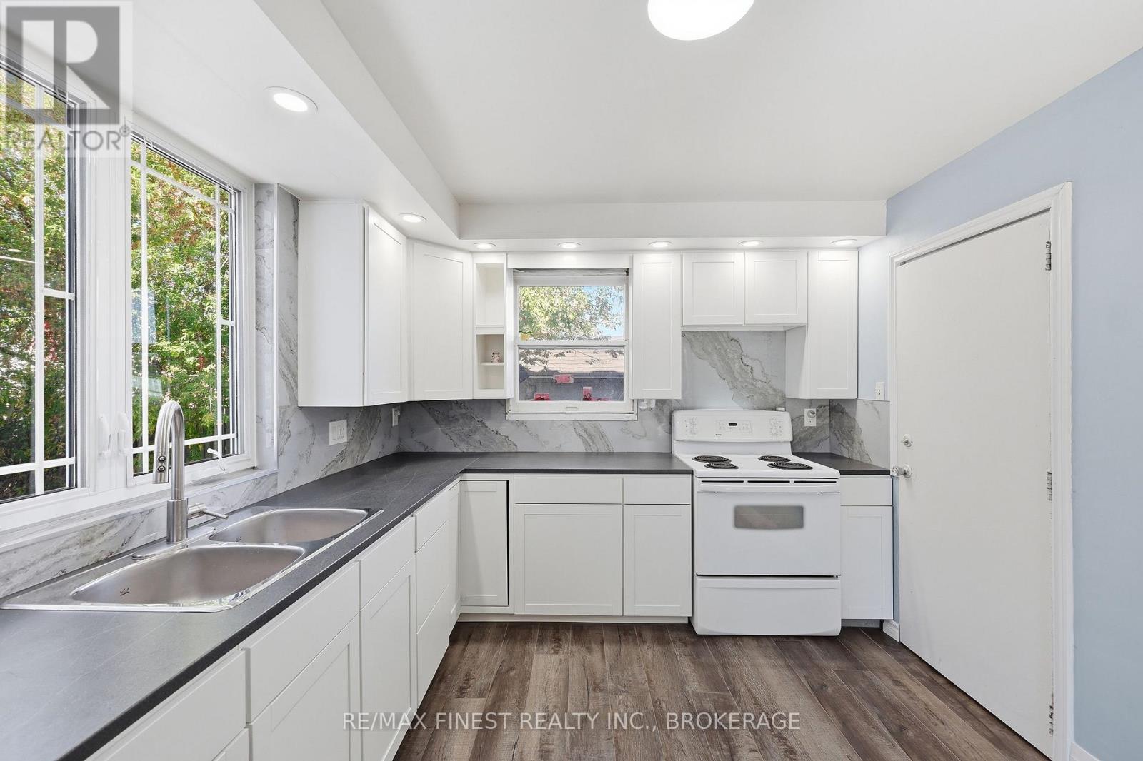 3 JOHN STREET - Image 12