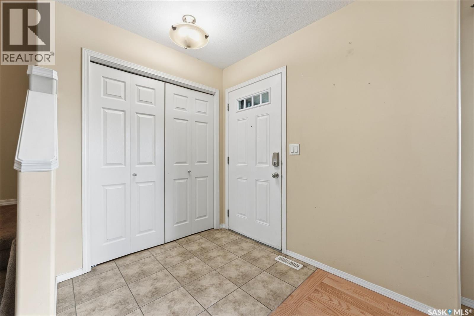 110 East Hampton BOULEVARD, Saskatoon — photo 3