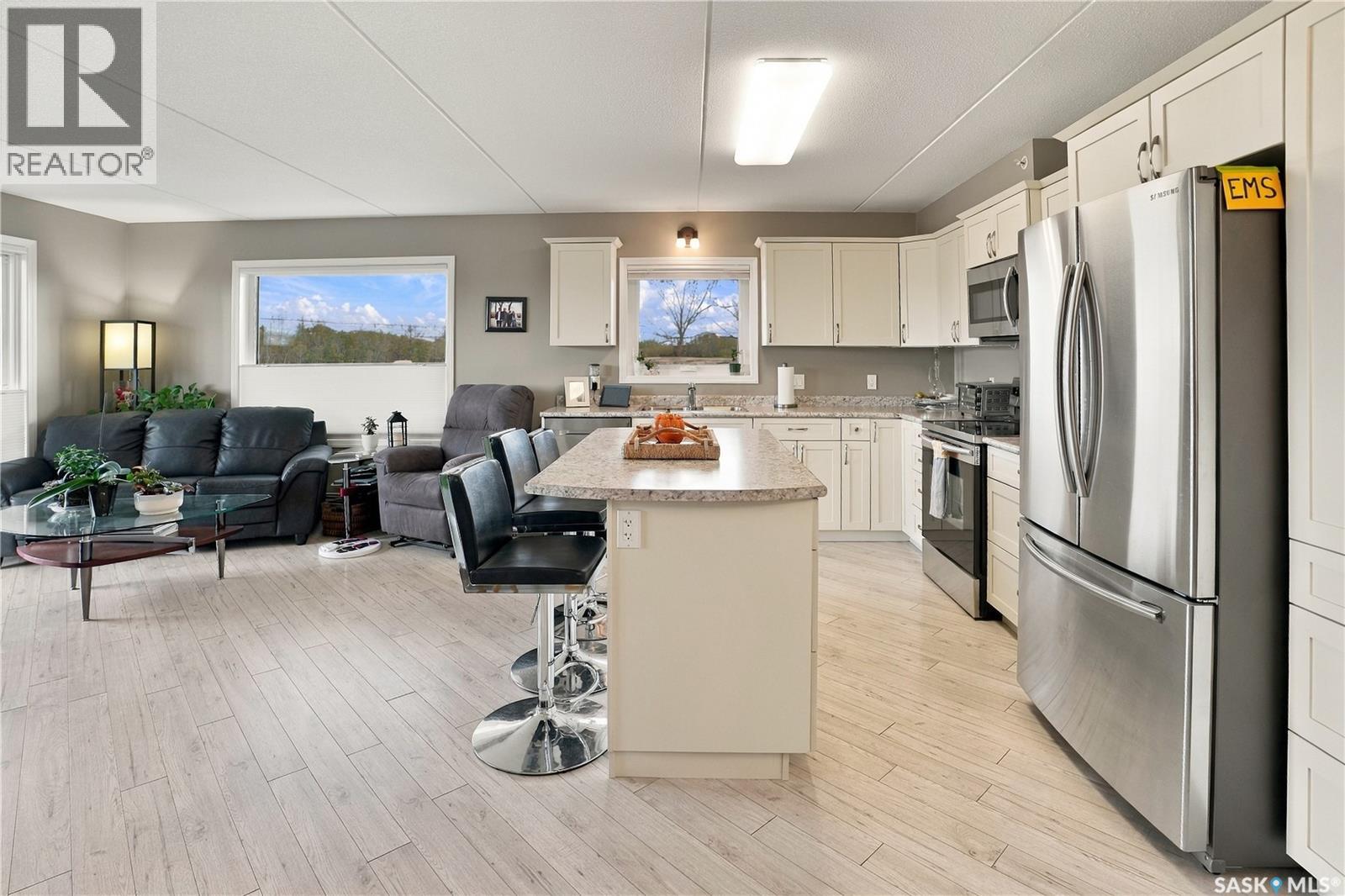 203 2426 Buhler AVENUE, North Battleford — photo 6