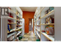 1 Pompano Bay, Pilot Butte, SK S4L1B7 Photo 23
