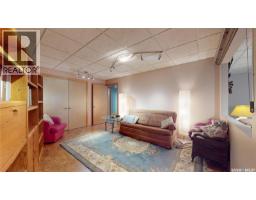 1 Pompano Bay, Pilot Butte, SK S4L1B7 Photo 46