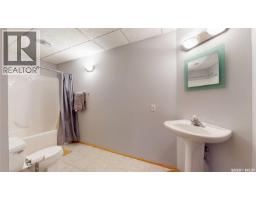 1 Pompano Bay, Pilot Butte, SK S4L1B7 Photo 48