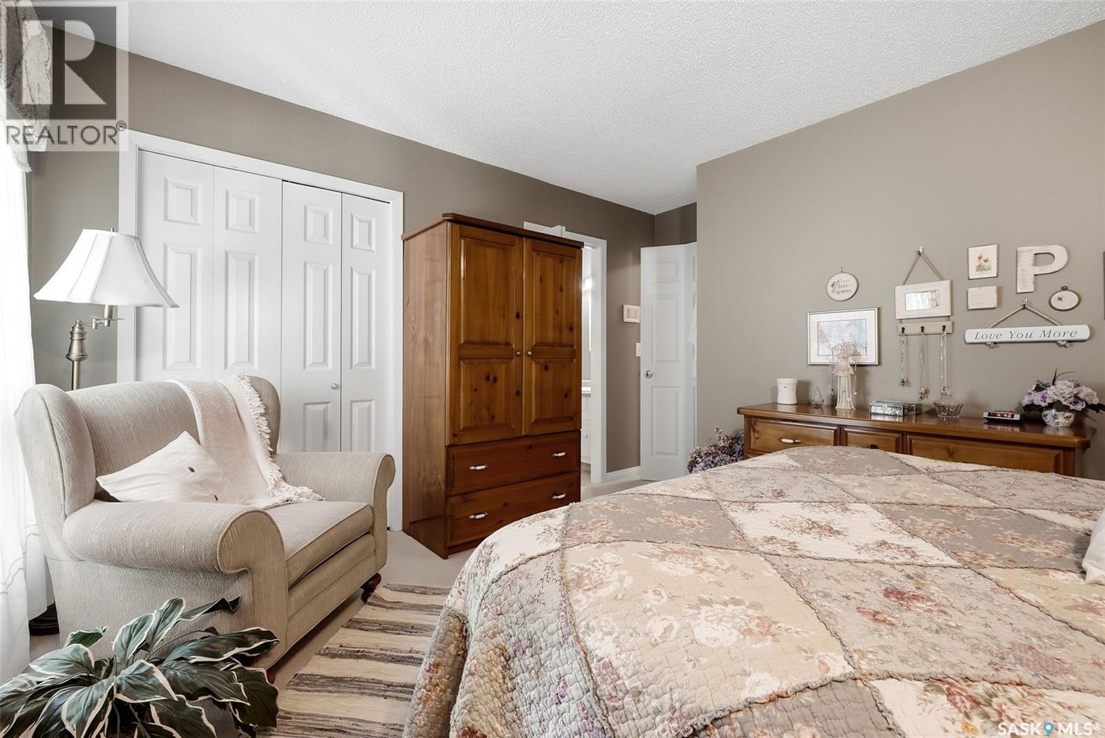 11 Green Meadow ROAD - 17