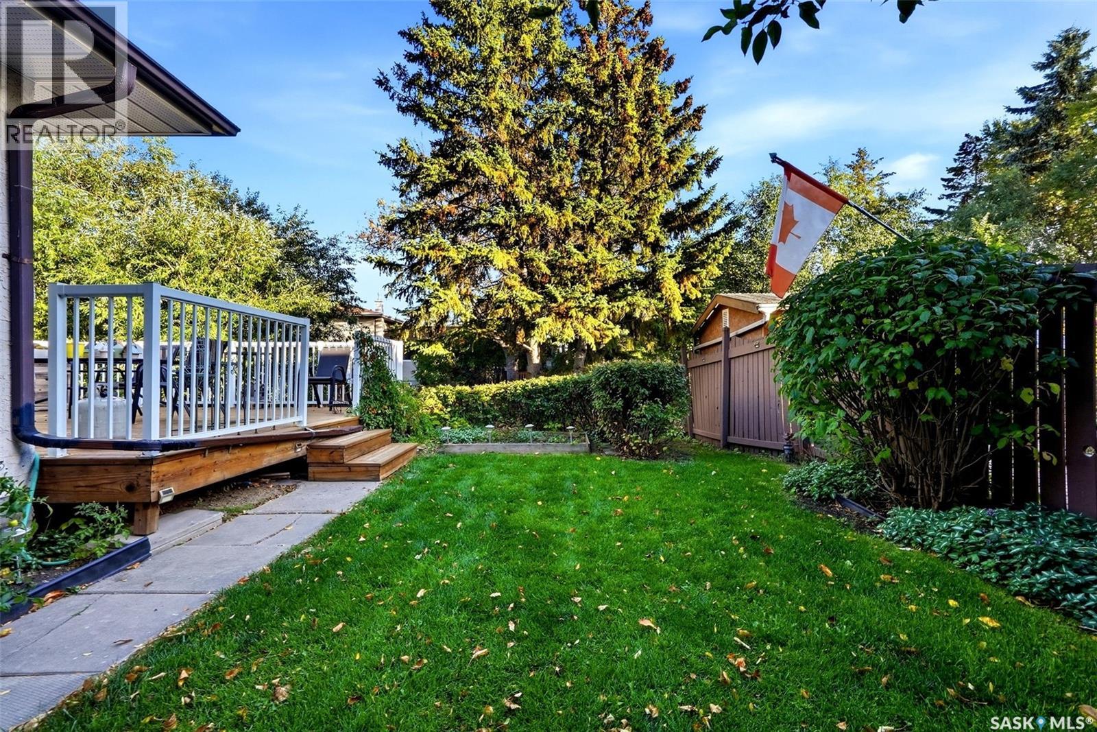 11 Green Meadow ROAD, Regina — photo 36