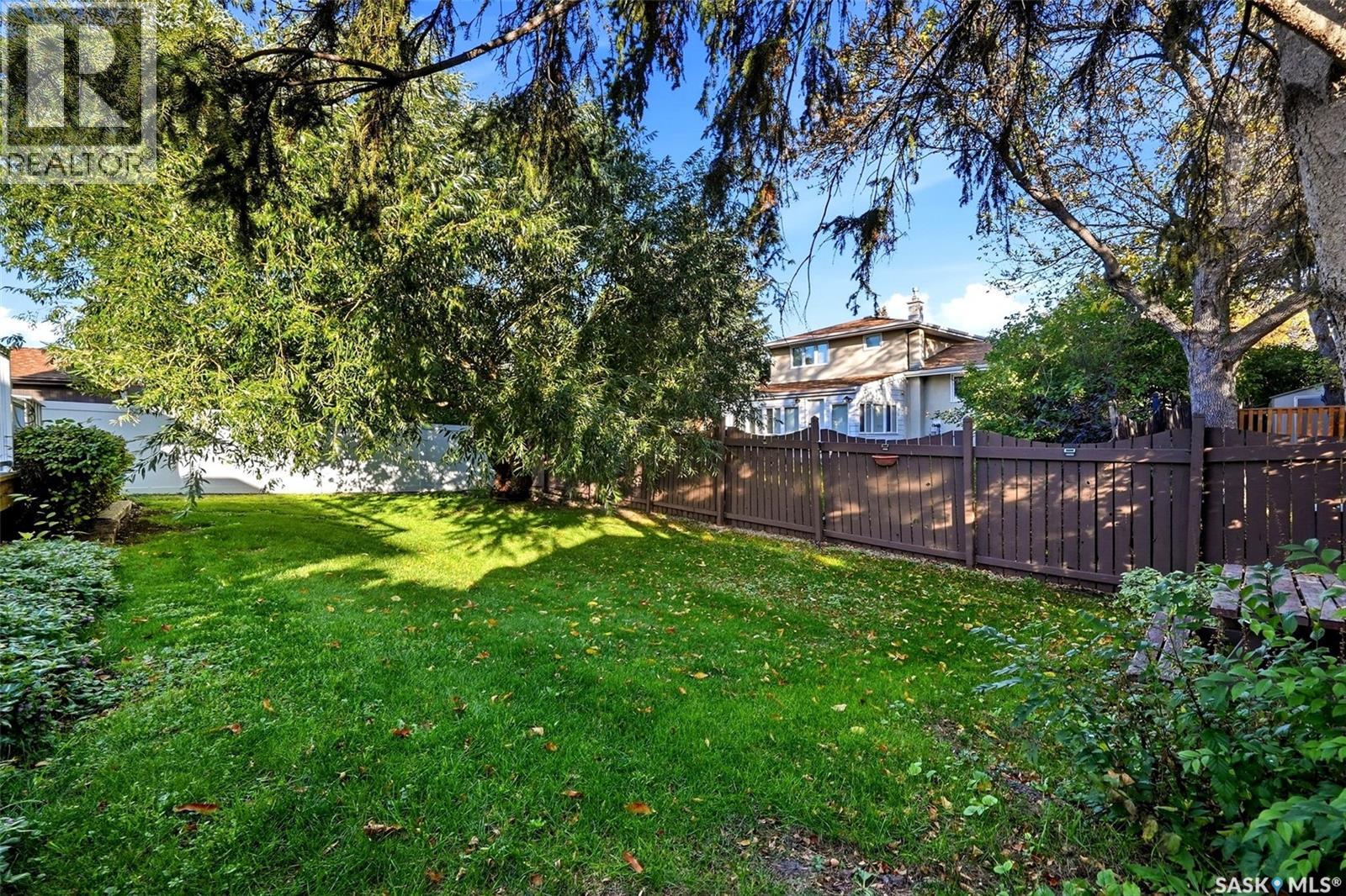 11 Green Meadow ROAD - 38