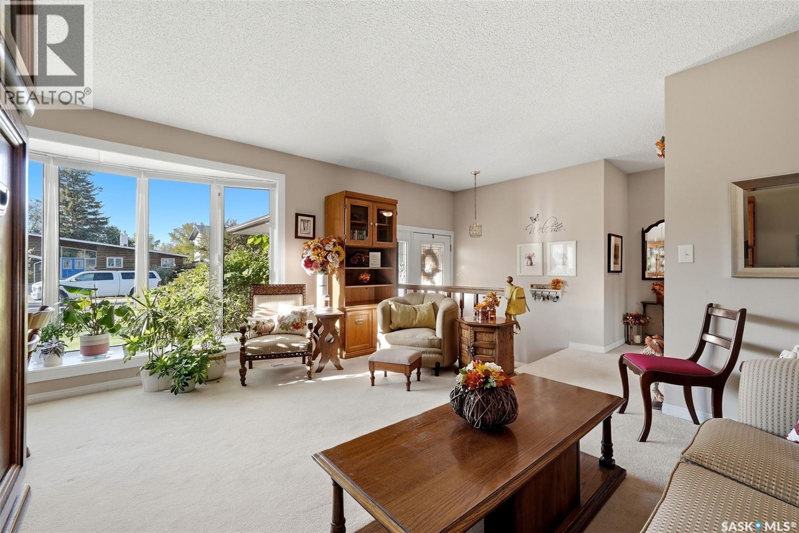 11 Green Meadow ROAD - 7
