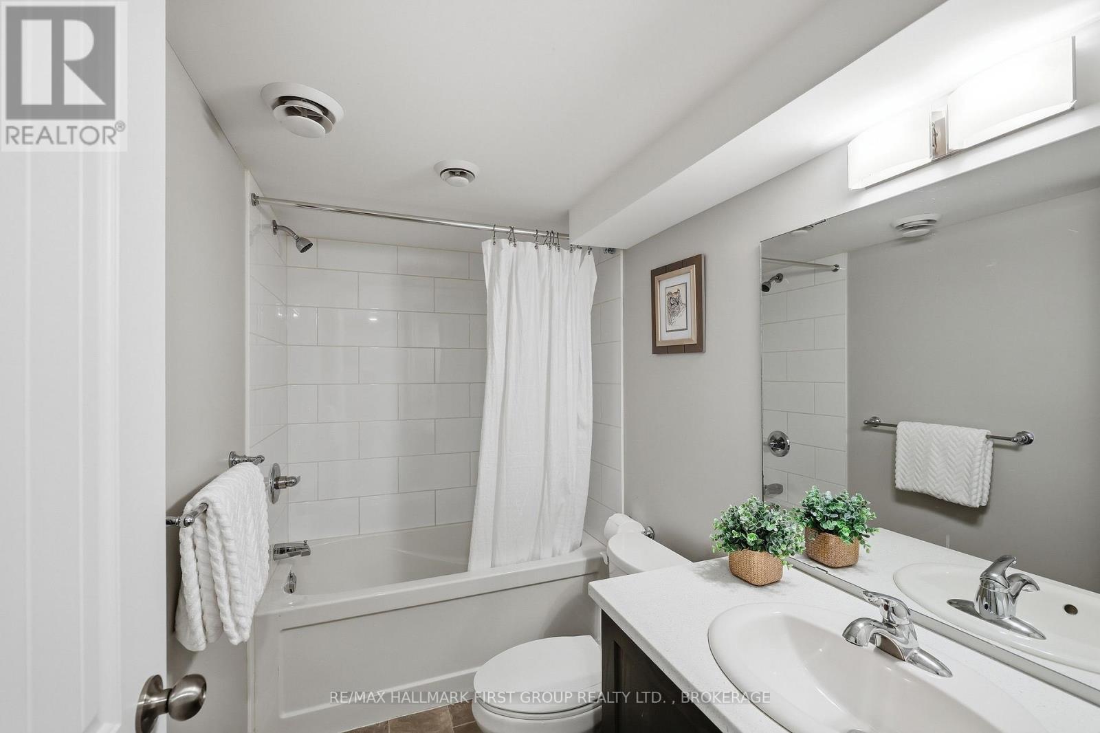 133 PAULINE TOM AVENUE - Image 33