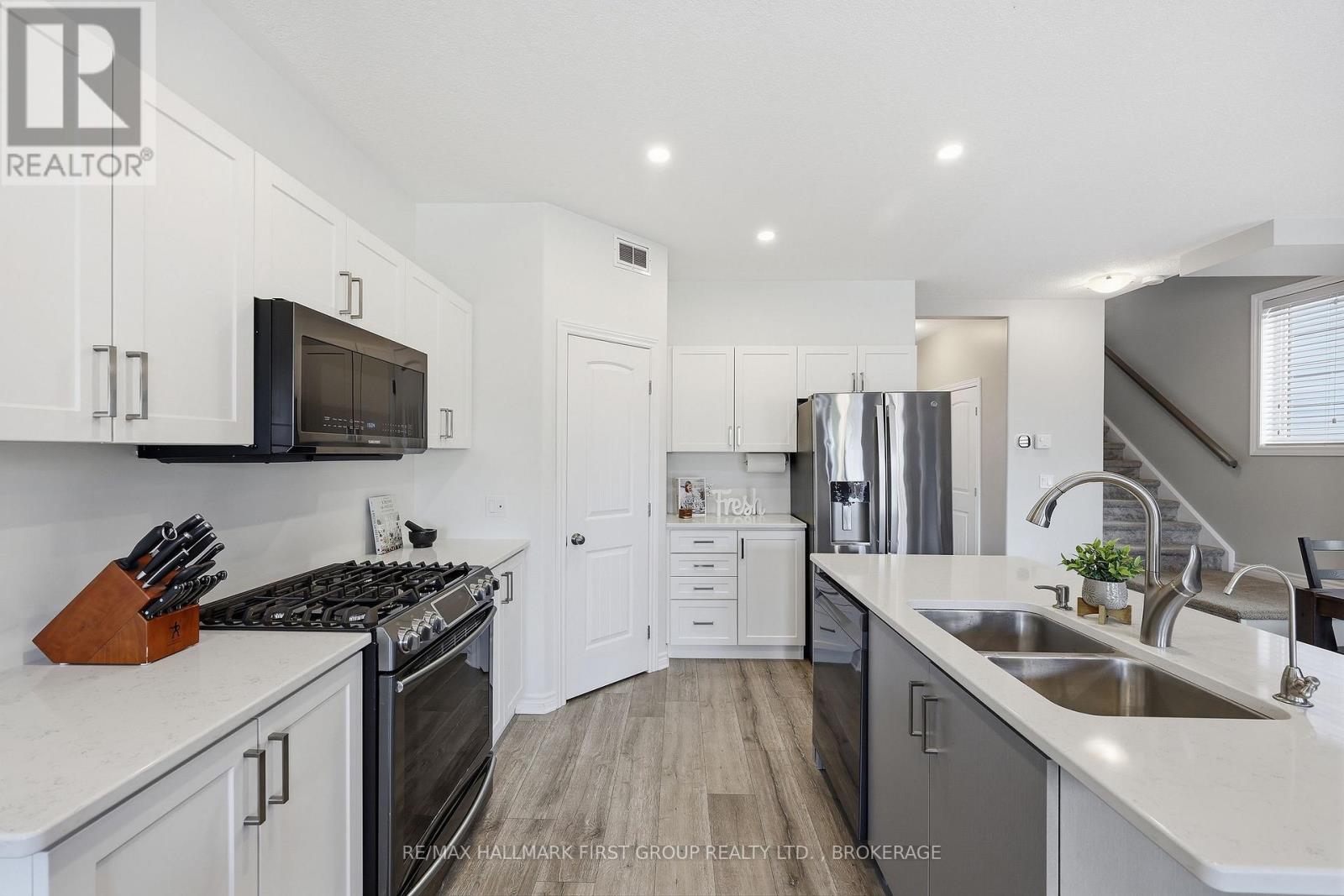 133 PAULINE TOM AVENUE, Kingston (Kingston East (Incl Barret Crt)) — photo 8
