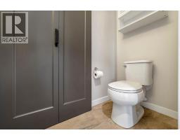 1370 Pacific Circle W - photo 6