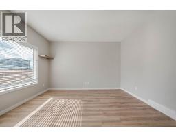 1370 Pacific Circle W - photo 14