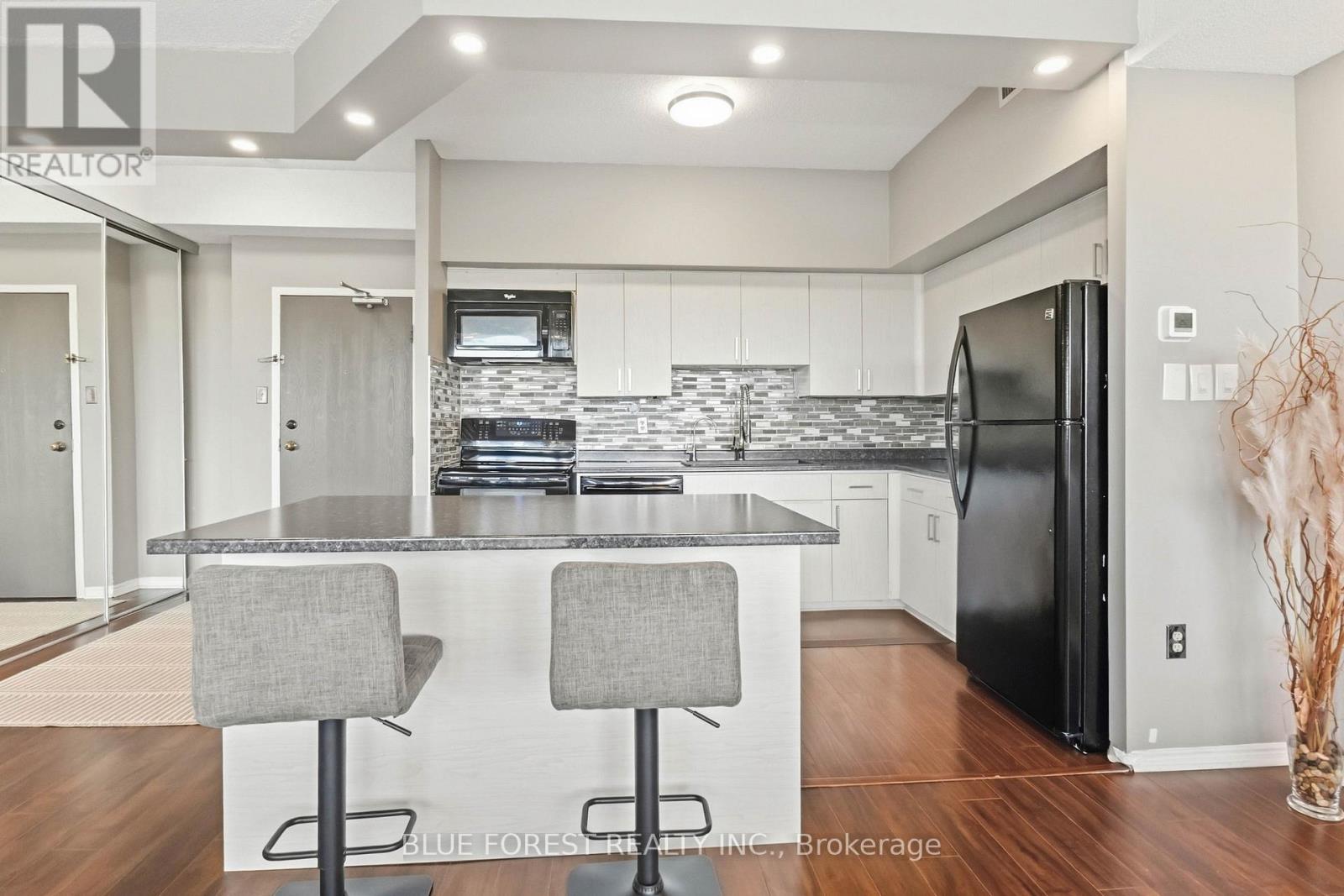 715 - 521 RIVERSIDE DRIVE, London North (North P) — photo 10