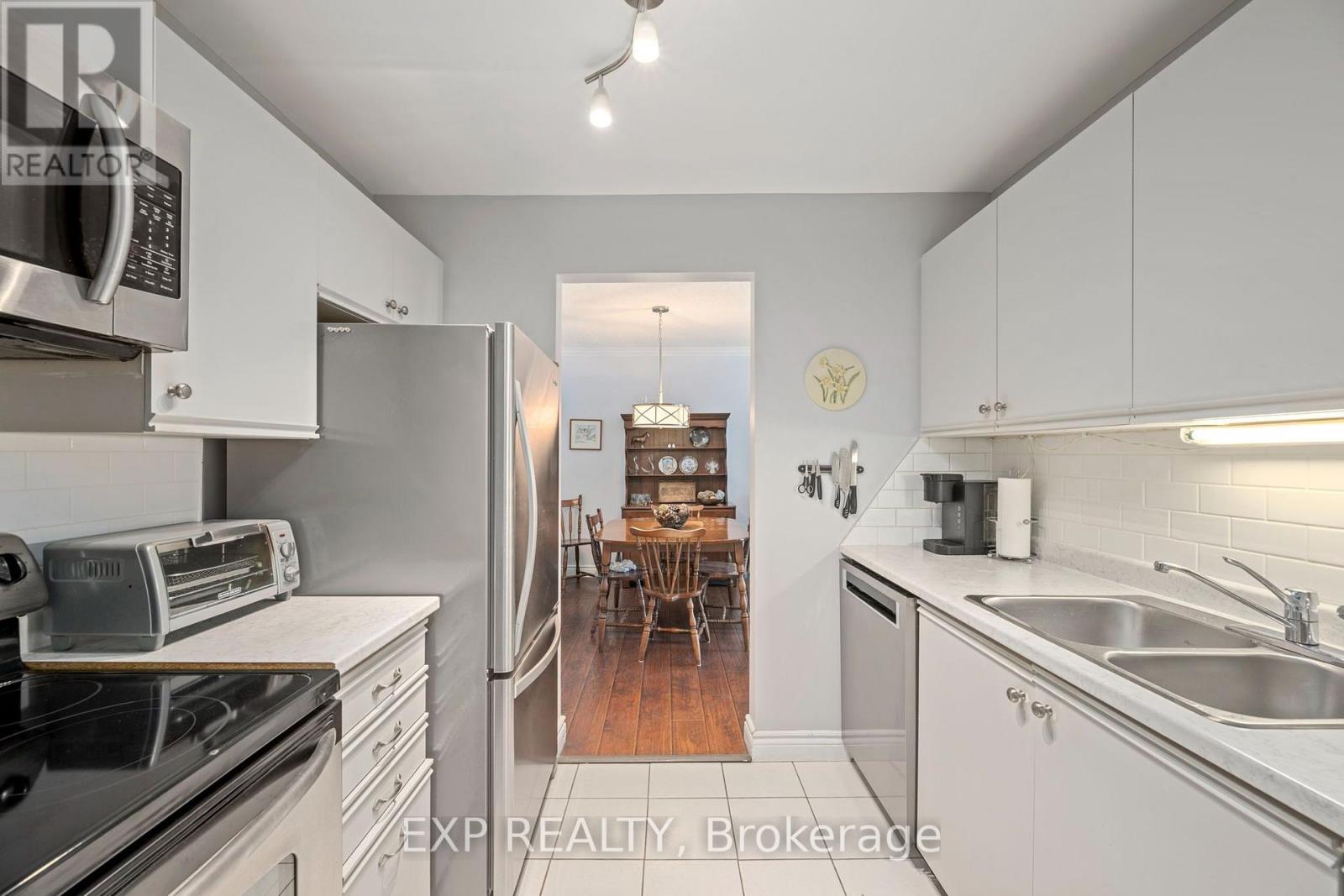 112 - 735 DEVERON CRESCENT, London South (South T) — photo 5