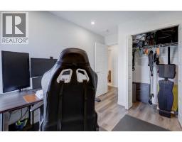 319, 260 Rowley Way NW - photo 20