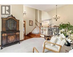 21 Mt Robson Close SE - photo 17