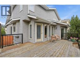 21 Mt Robson Close SE - photo 40