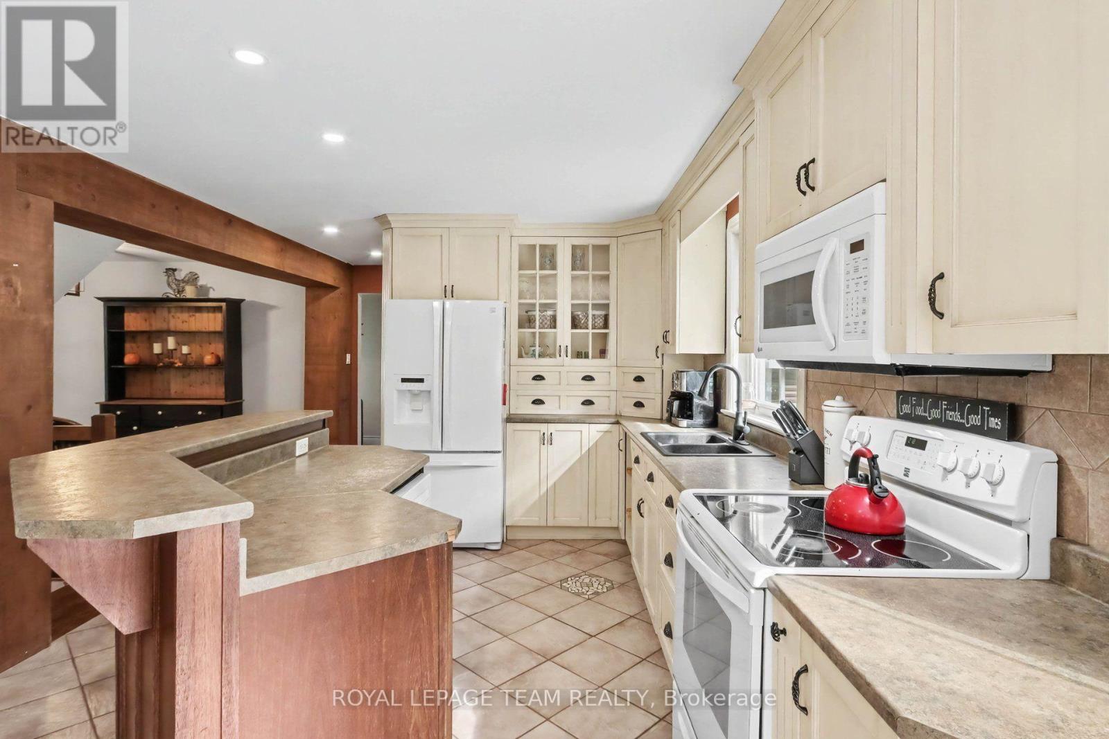 10496 ST JOHN STREET - Image 9