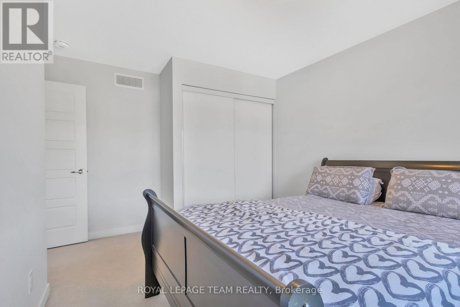 2501 Watercolours Way — photo 18