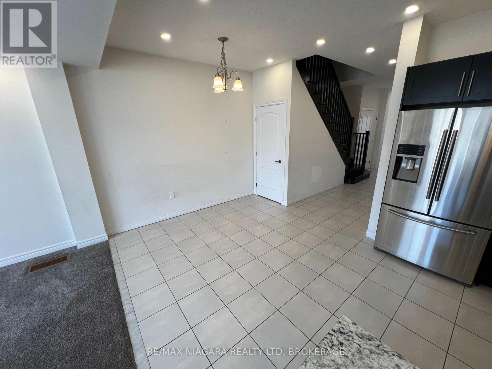 23 FAIRGROUNDS DRIVE - 12