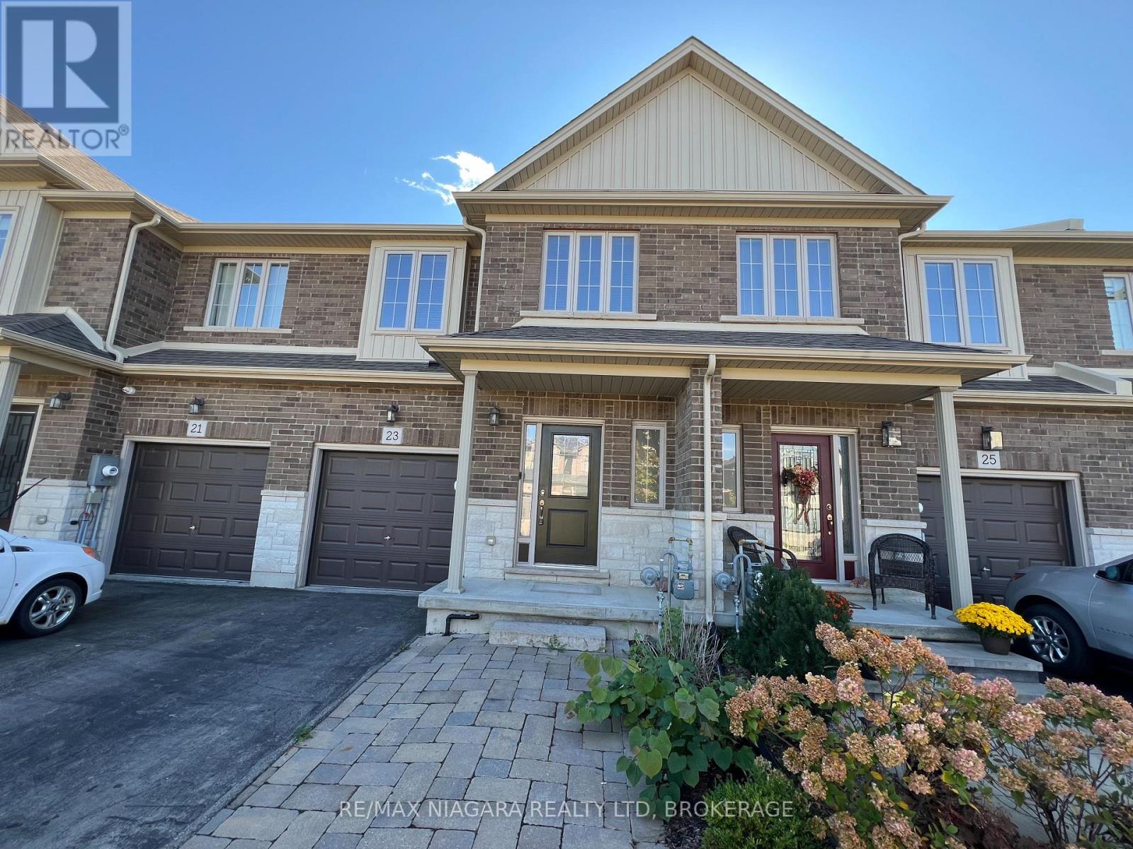 23 FAIRGROUNDS DRIVE, Hamilton (Binbrook) — photo 2