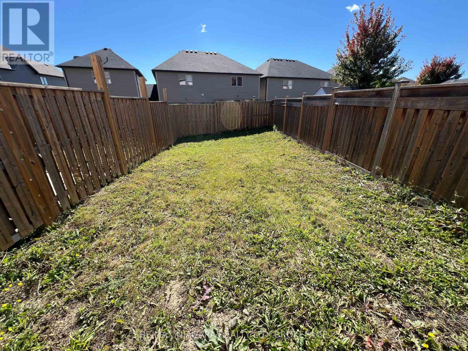 23 FAIRGROUNDS DRIVE - 21