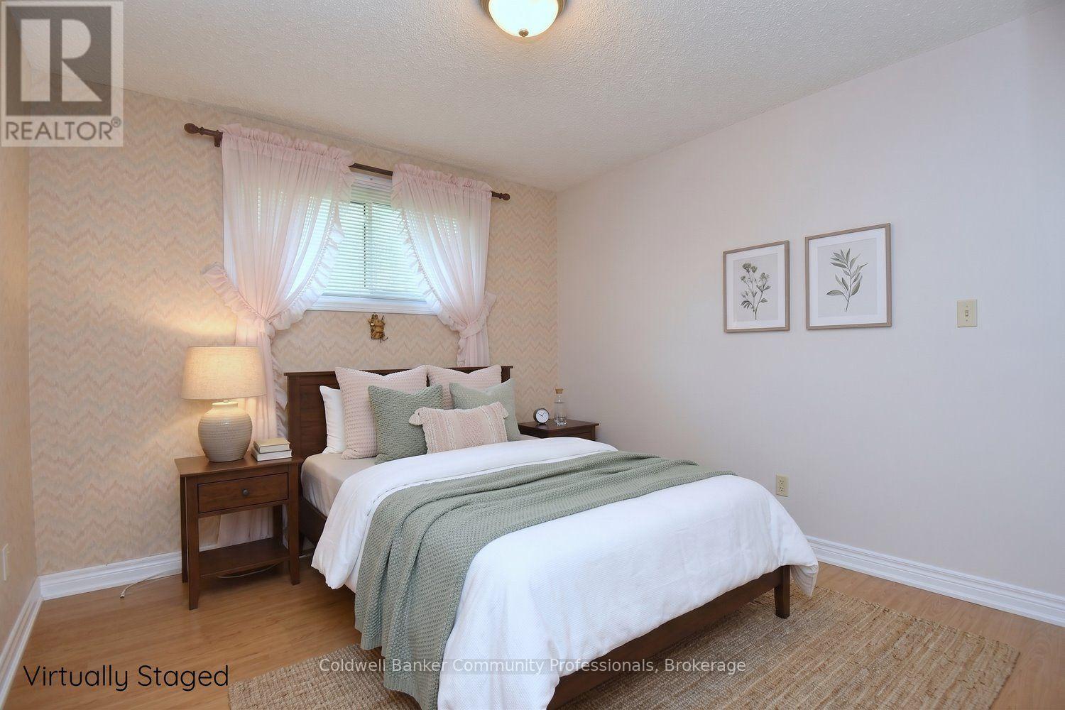 81 AYLMER CRESCENT - 26