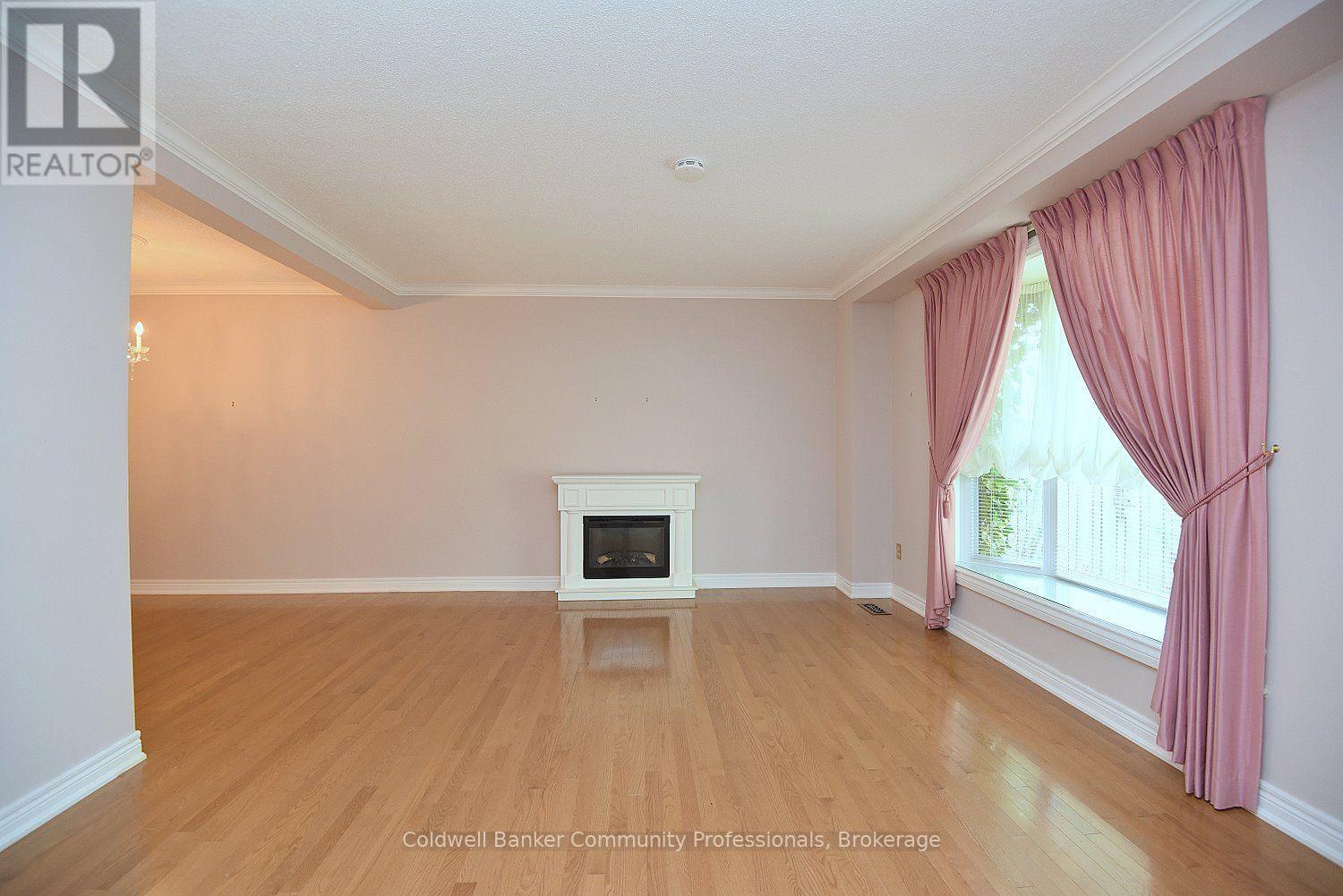 81 AYLMER CRESCENT, Hamilton (Stoney Creek Mountain) — photo 8