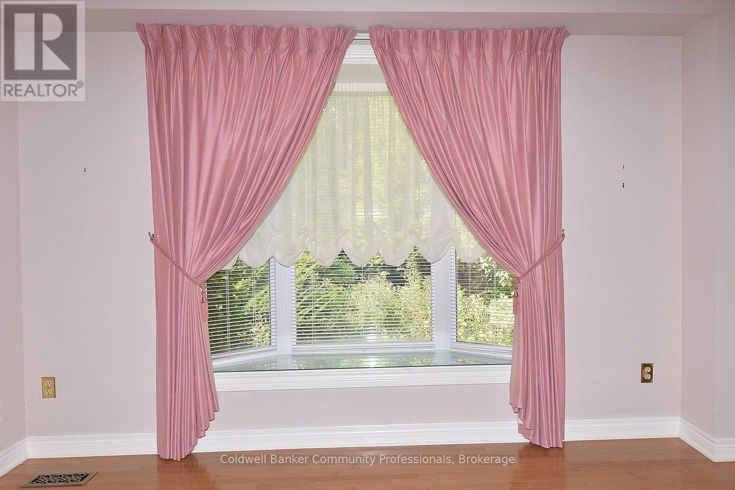 81 AYLMER CRESCENT, Hamilton (Stoney Creek Mountain) — photo 9