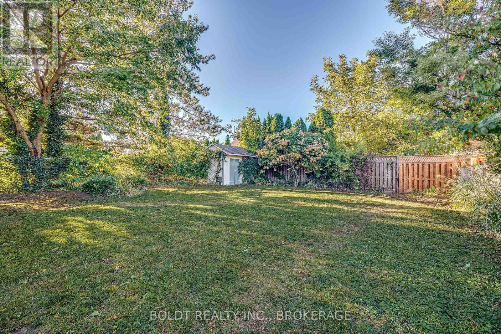 12 BAYSHORE CRESCENT - Image 41