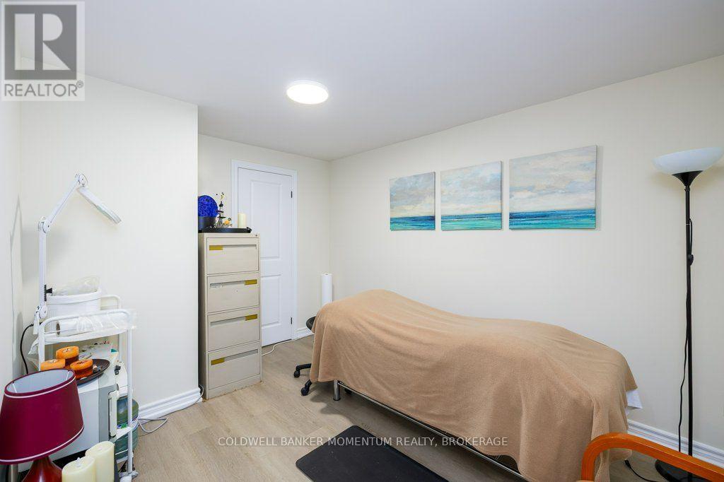 13 LANTANA CIRCLE E - 23