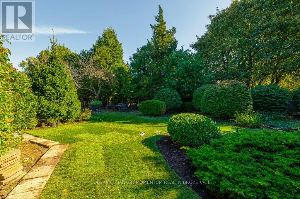 13 LANTANA CIRCLE E - 35