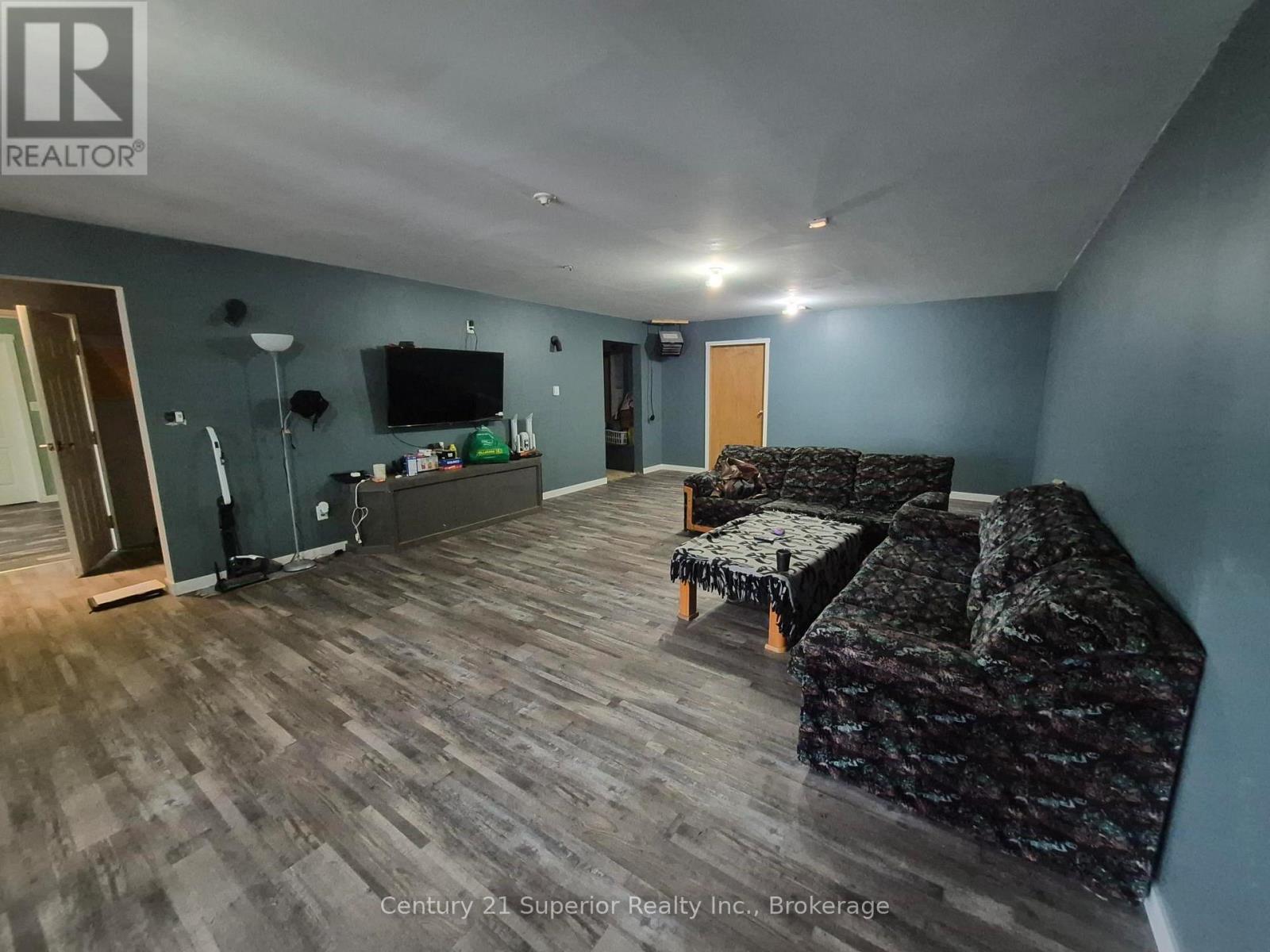 500 PEARY STREET W - Image 22