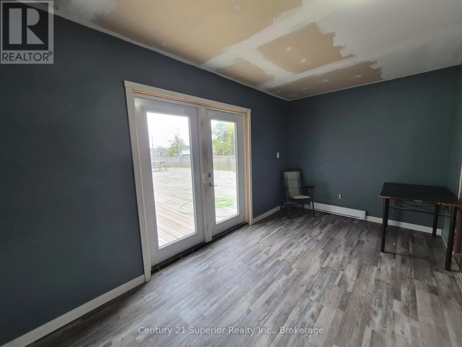500 PEARY STREET W - Image 24