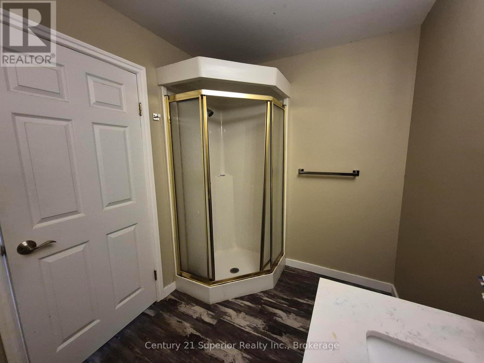 500 PEARY STREET W - Image 39