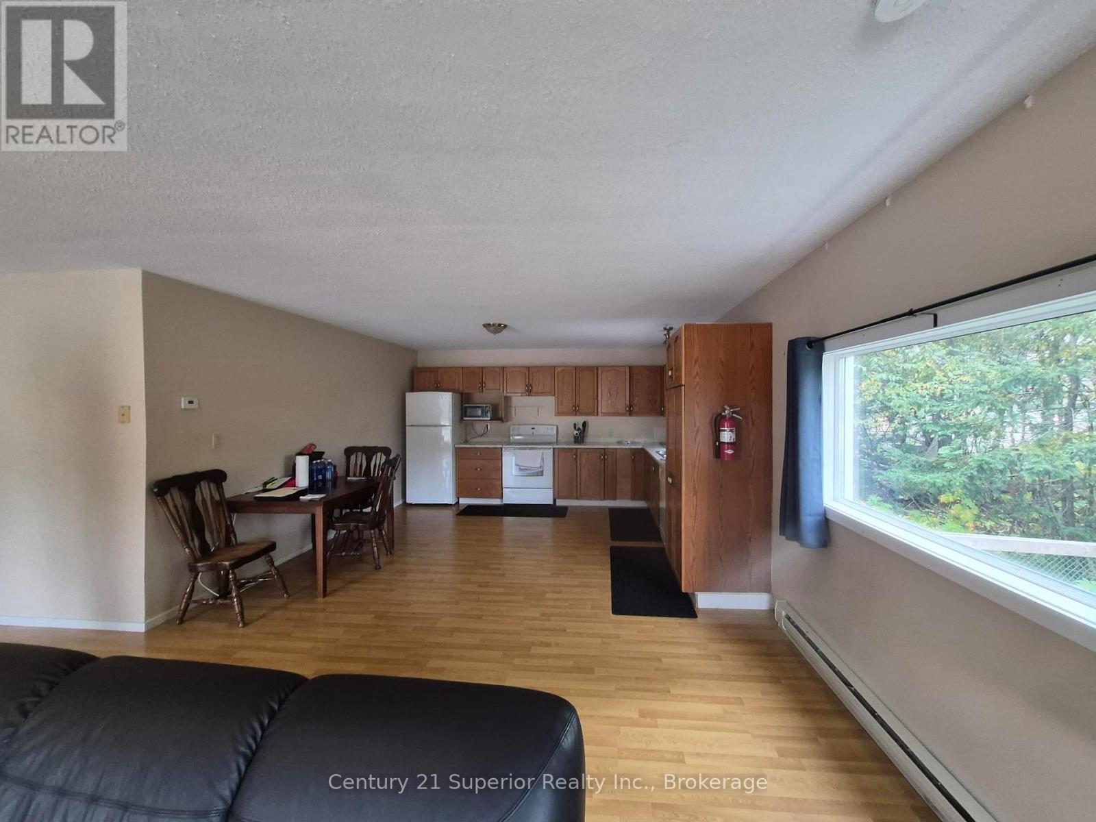 500 PEARY STREET W, Schreiber — photo 9