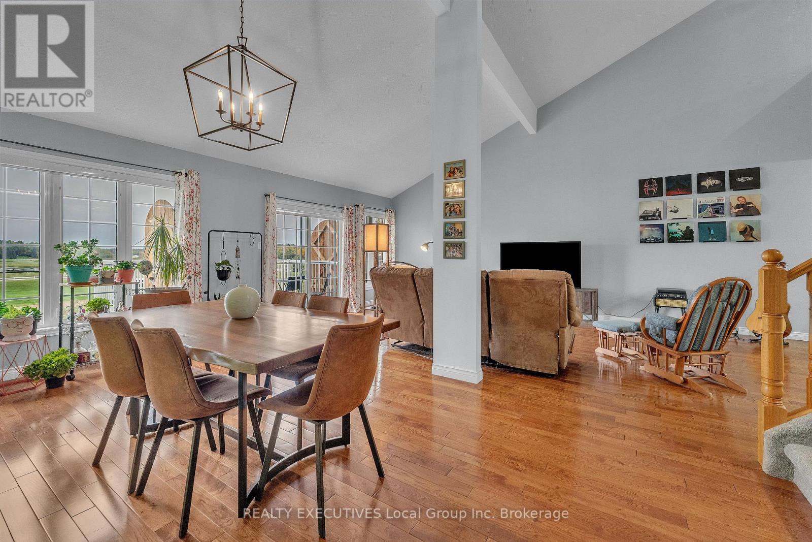 87 FAIRWAY DRIVE - Image 26