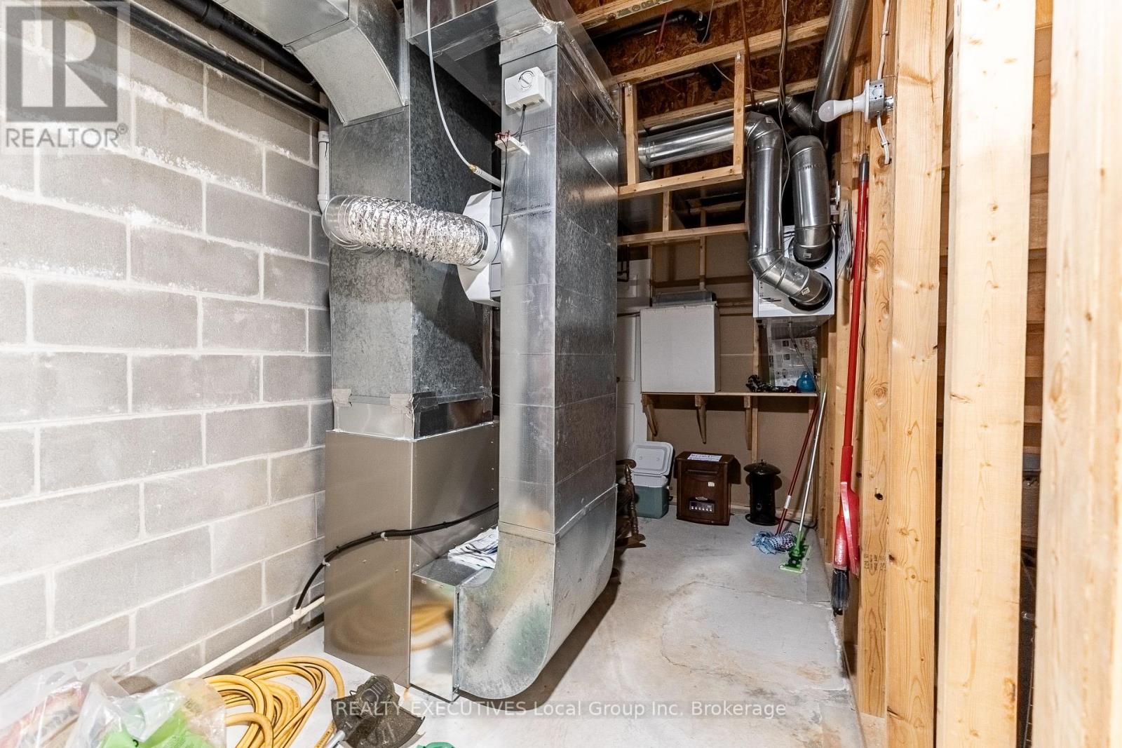 87 FAIRWAY DRIVE - Image 41