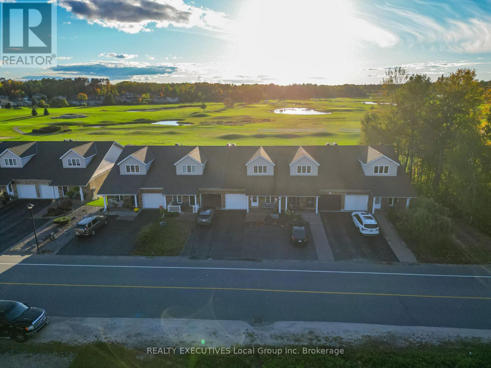 87 FAIRWAY DRIVE - 46