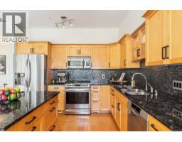 Bathroom - 102 945 Bear Mountain Pkwy, Langford, BC V9B6T1 Photo 11