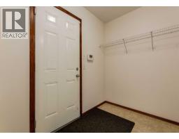 Laundry room - 424 Hidden Creek Boulevard Nw, Calgary, AB T3K6J1 Photo 6