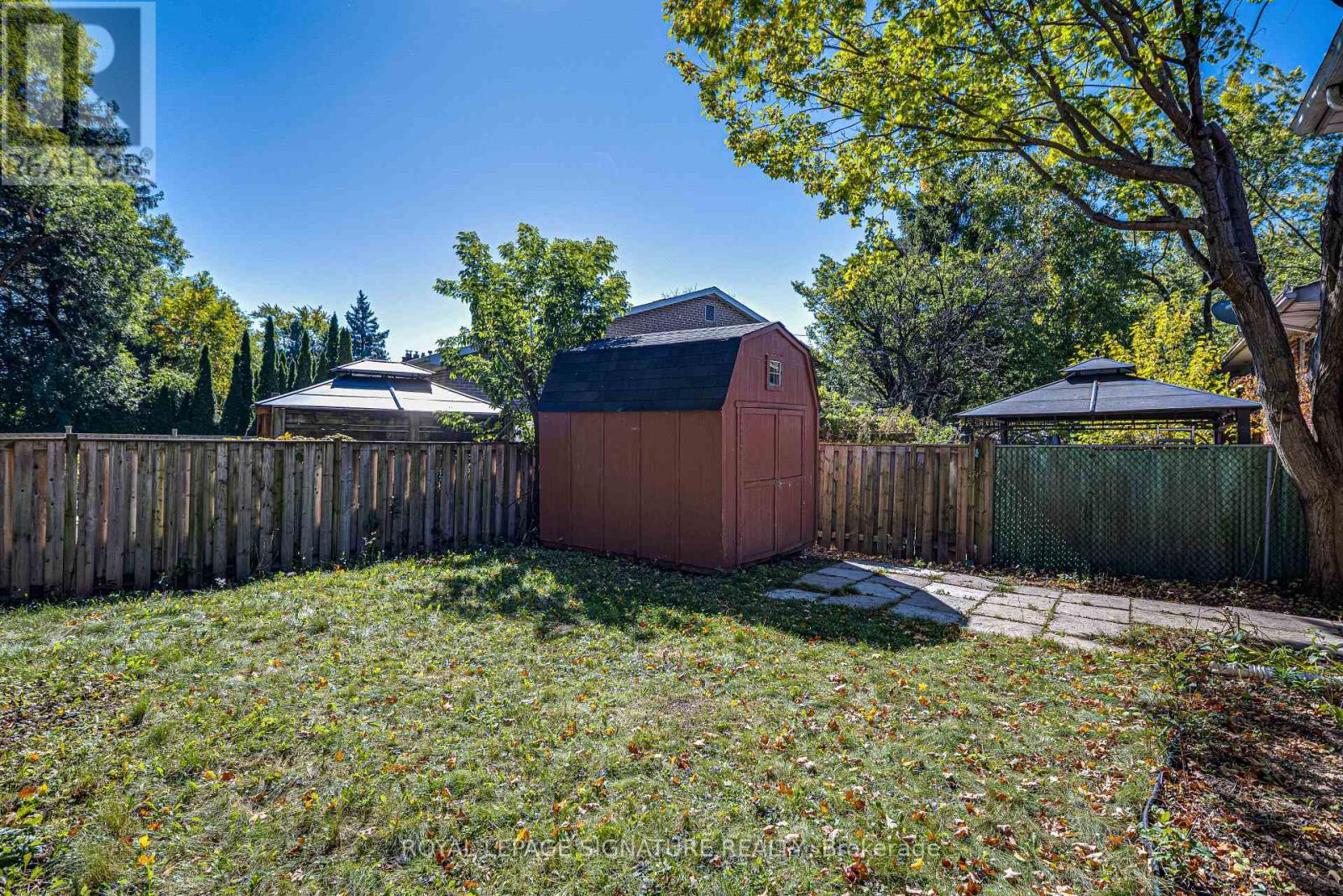 45 FENELON DRIVE - 34