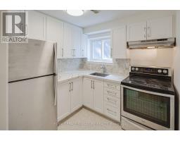 45 Fenelon Drive, Toronto, ON M3A3K4 Photo 24