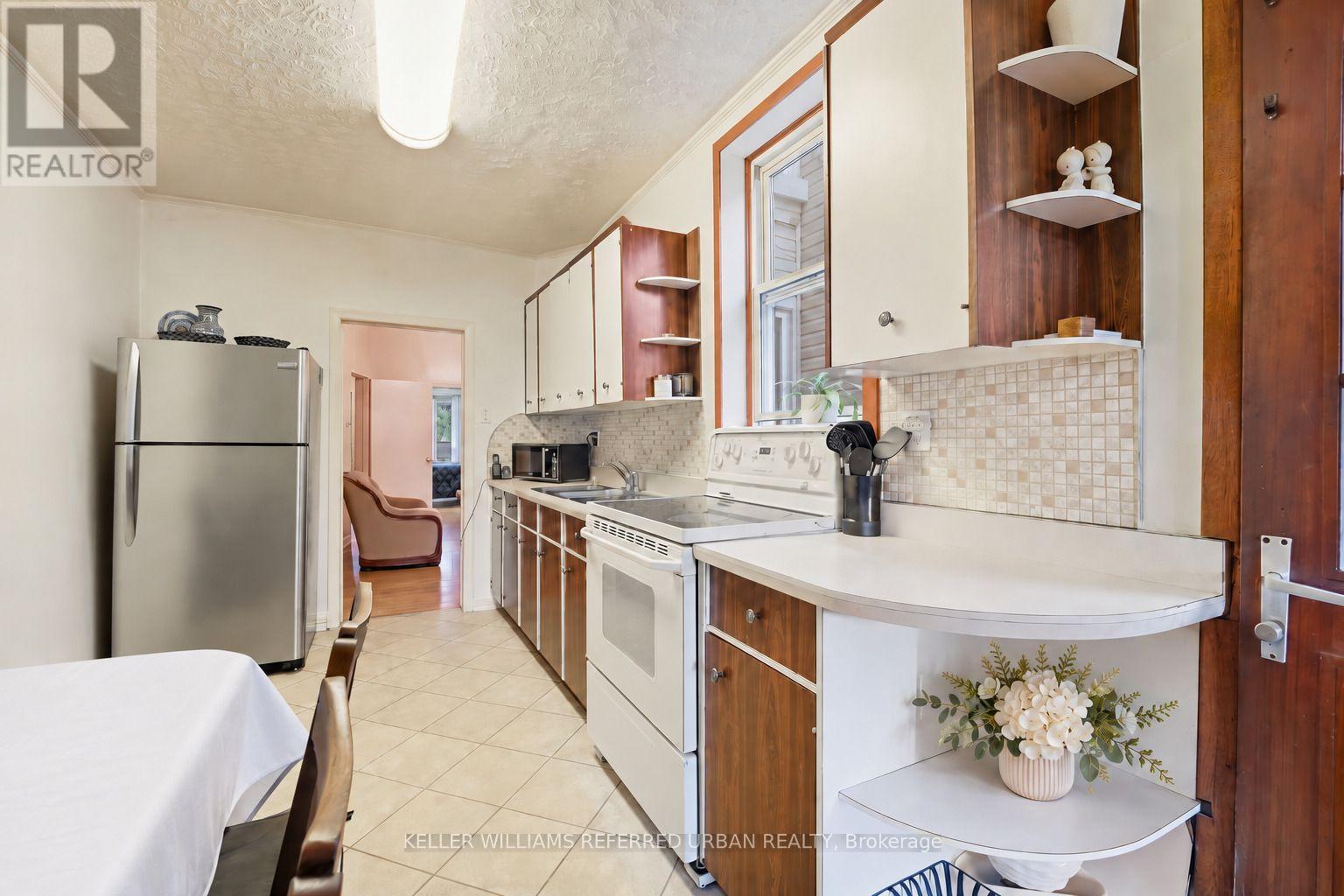 266 Roxton Road, Toronto, ON photo 9