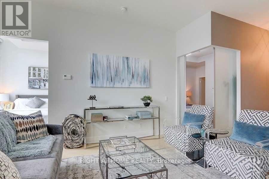 S 828- 112 George Street, Toronto, ON photo 14