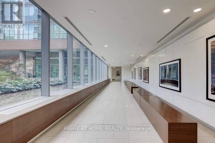 S 828- 112 George Street, Toronto, ON photo 6