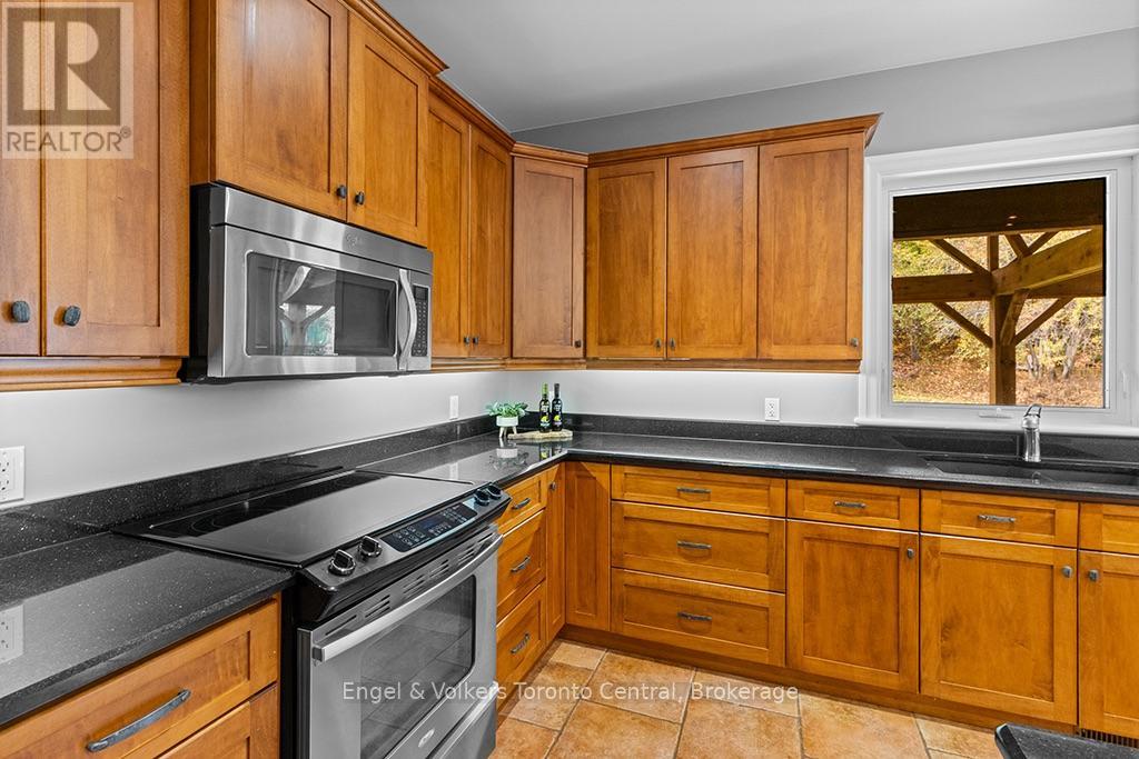 184 SUTACRITI STREET - Image 16