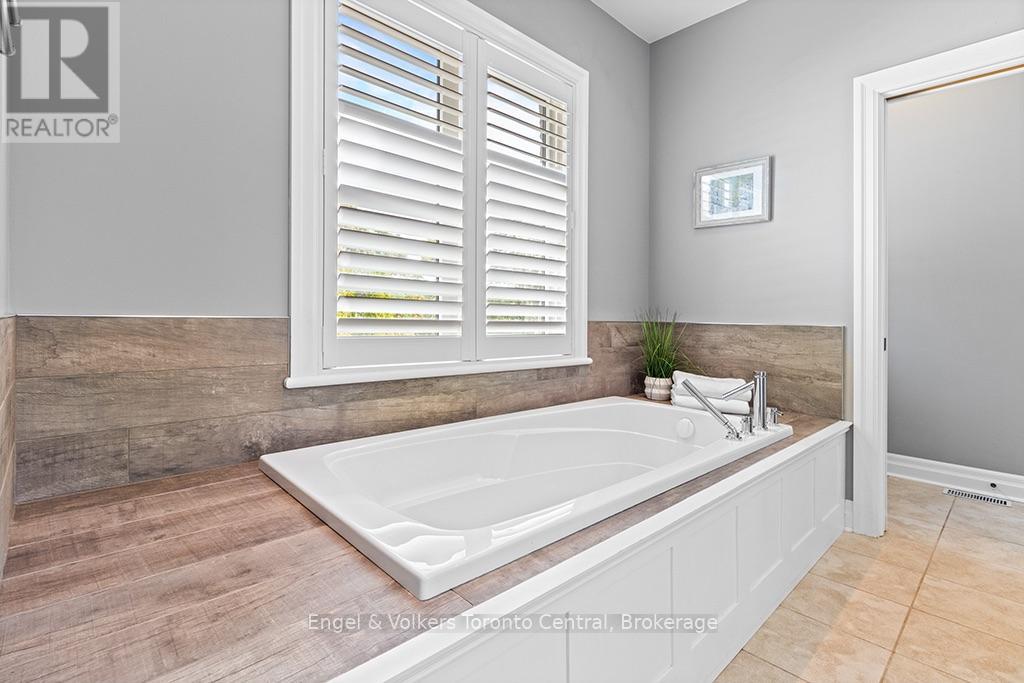 184 SUTACRITI STREET - Image 22