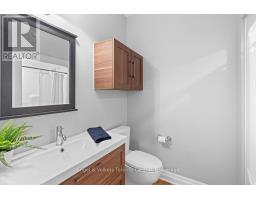184 Sutacriti Street, Georgian Bluffs, ON N0H1S0 Photo 26