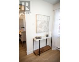 Bedroom 3 - 207 - 580 Mary Street E, Whitby, ON L1N2R3 Photo 6