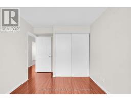 1011 - 8 Lee Centre Drive, Toronto, ON M1H3H8 Photo 12