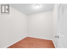 1011 - 8 Lee Centre Drive, Toronto, ON M1H3H8 Photo 13